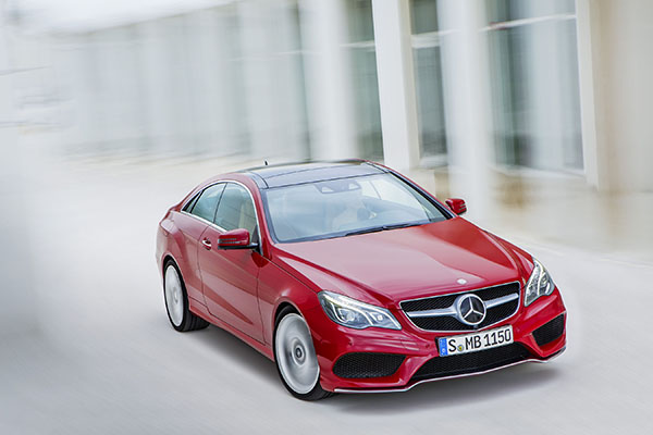 Mercedes-Benz E 500 Coupé mit AMG Sportpaket, (C 207), 2012